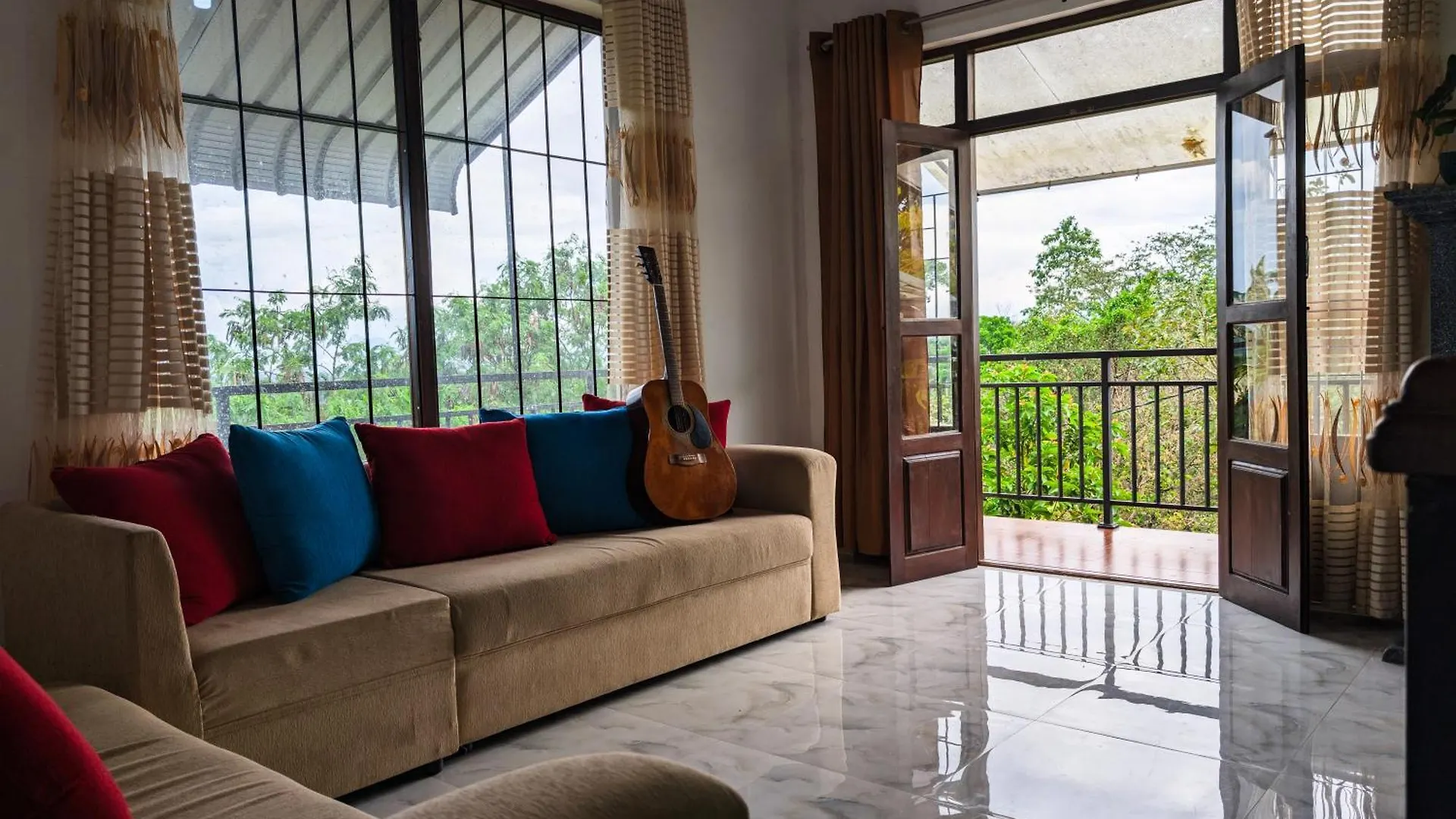 Guest house Kandy Eagle Villa Angunawala