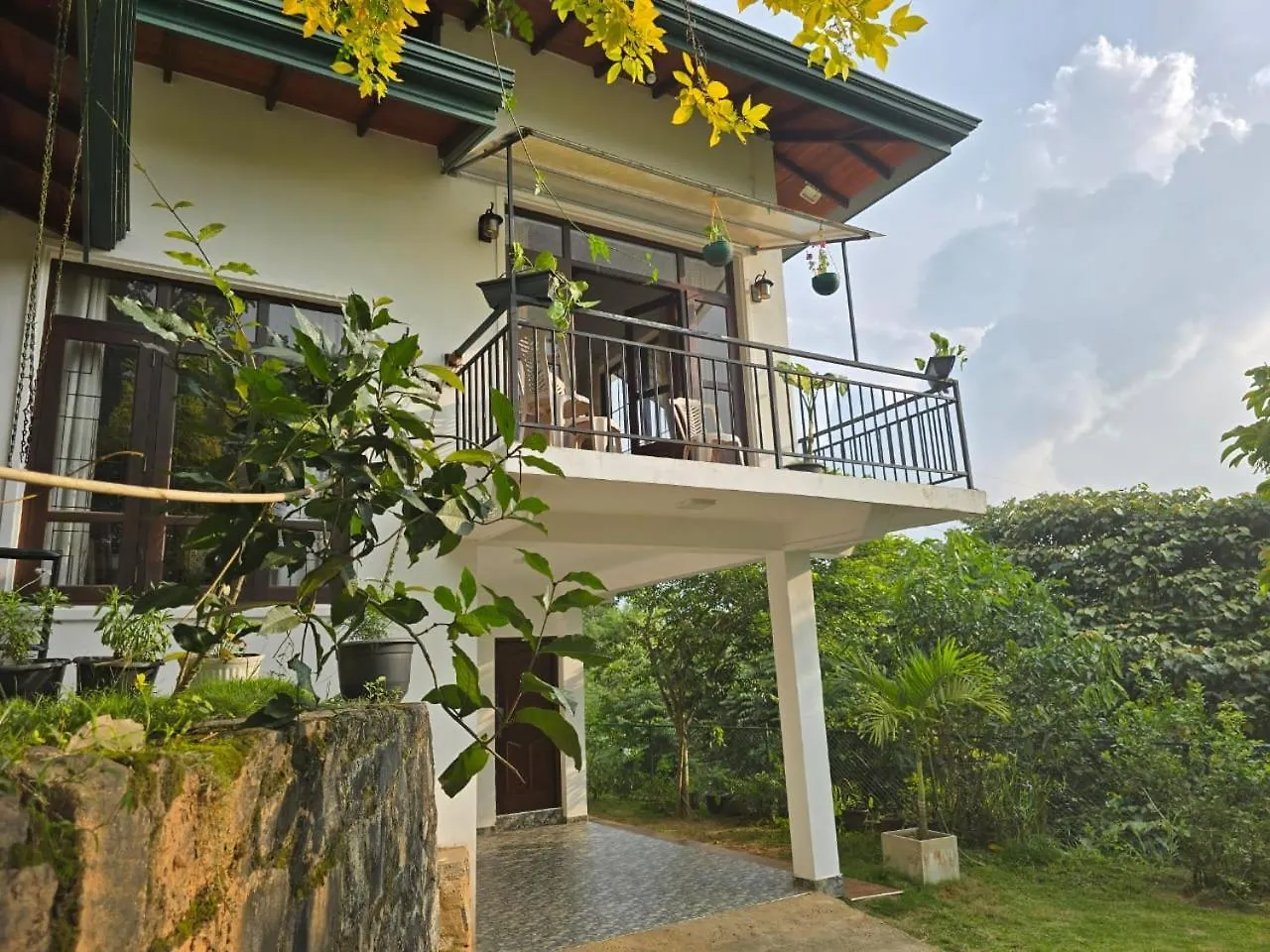 Guest house Kandy Eagle Villa Angunawala